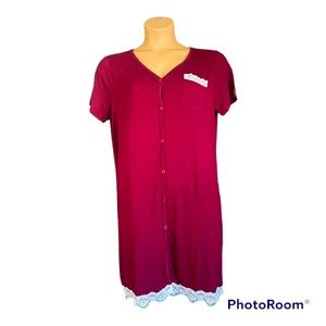 Crazy Love Maroon Knee Length Sleepwear trimmed with lace Lighweight NWT Size L